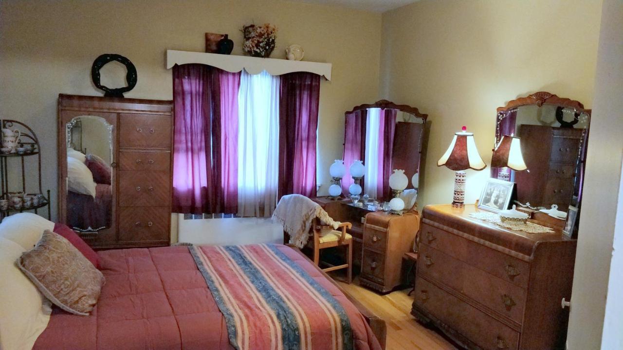 Maurrocks - A Pocono Mountains Bed and breakfast Mount Pocono